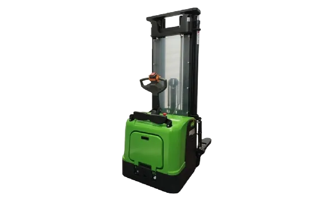 CDD20 – Empilhadeira elétrica patolada